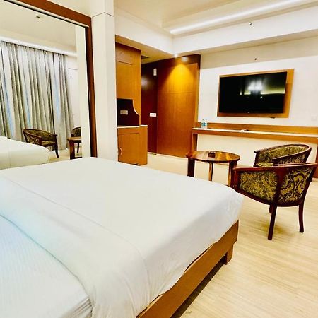 الشقق الفندقية Neel Skye - Couple Friendly - Dlf My Pad, Gomtinagar , لاكناو المظهر الخارجي الصورة