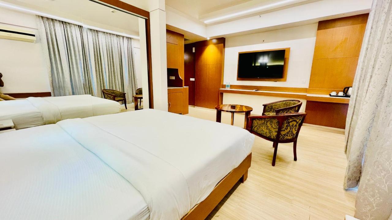 الشقق الفندقية Neel Skye - Couple Friendly - Dlf My Pad, Gomtinagar , لاكناو المظهر الخارجي الصورة